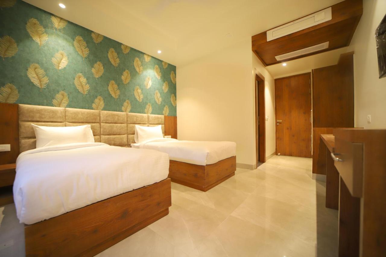 Hotel Marine House Agra  Exterior photo